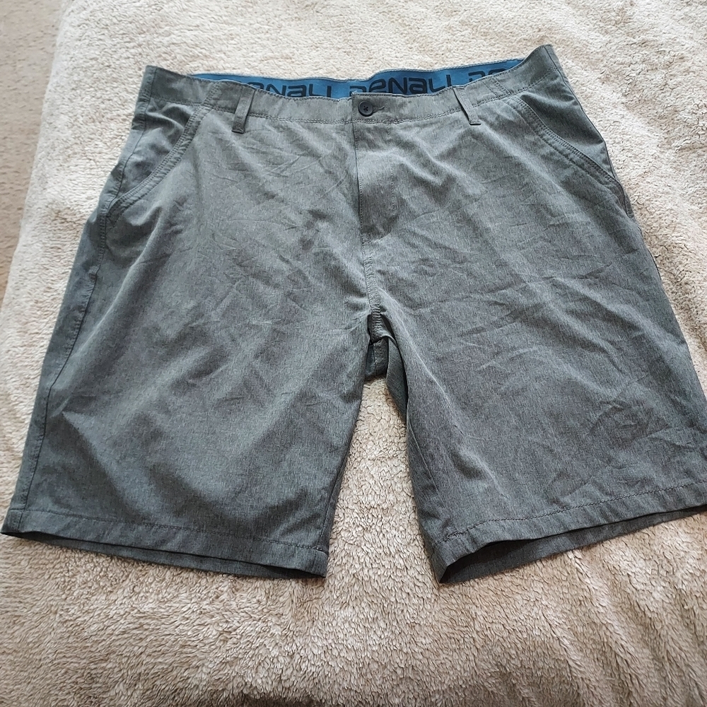 Denali Man's Short Sz-38